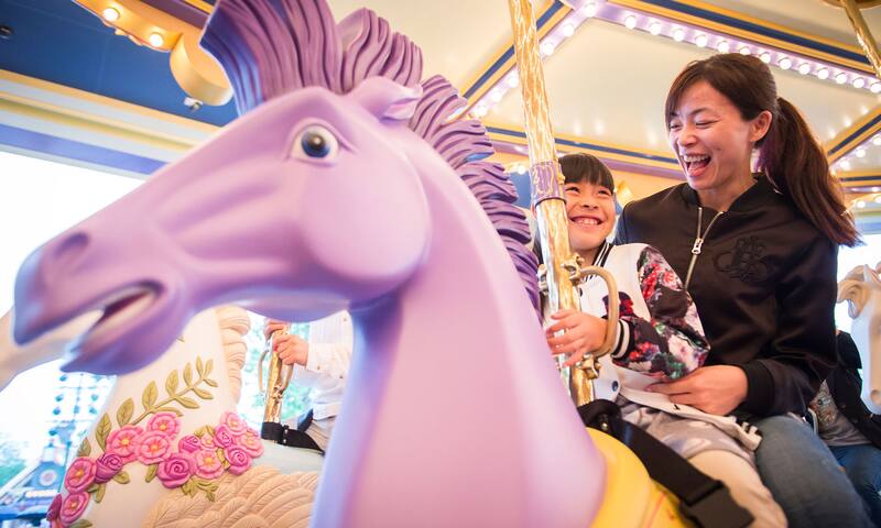 幻想曲旋转木马 游乐设施 上海迪士尼度假区